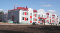 Сегодня распахнула свои двери новая школа в с.Эмеково Волжского района